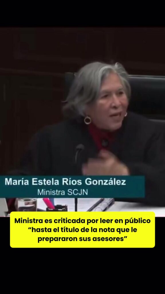 @elhilomx María Estela Ríos, ex consejera jurídica de AMLO, lee en público hasta…