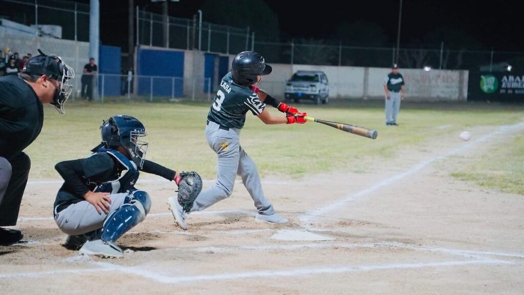Naranjeros Vence a Bandidos en la Reinauguración del Estadio Reynaldo Quiroz