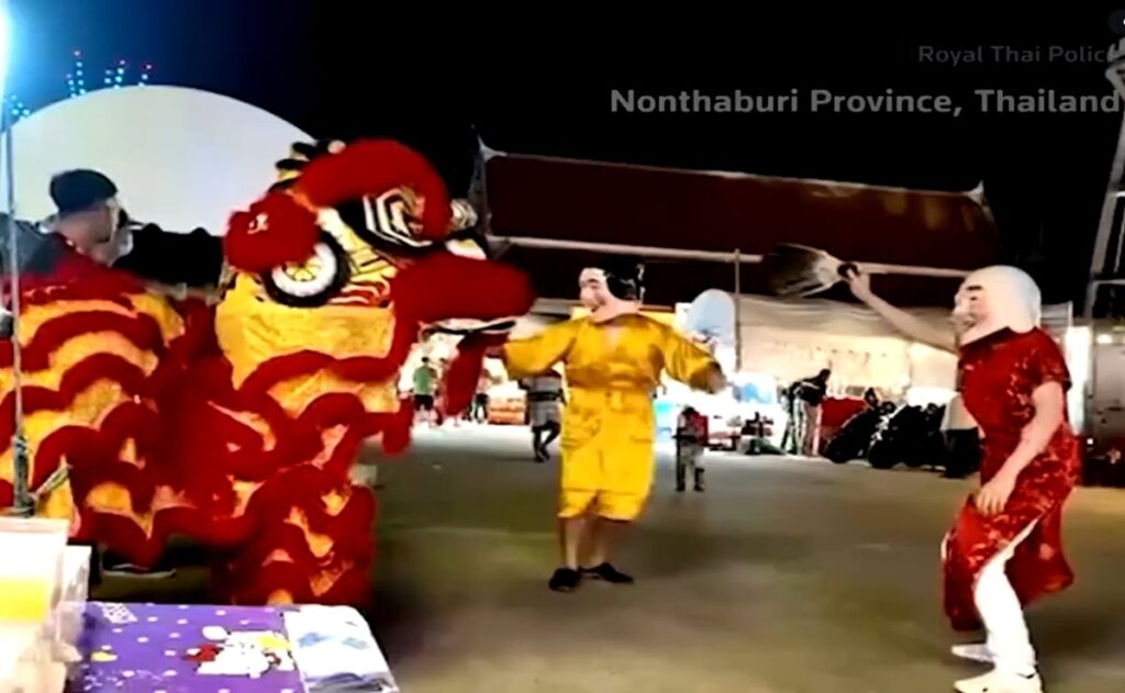 Policías Tailandeses Bailan para Capturar a un Ladrón Serial