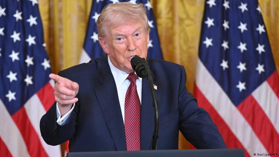 Trump plantea un desafío de diez días a Irán por un acuerdo