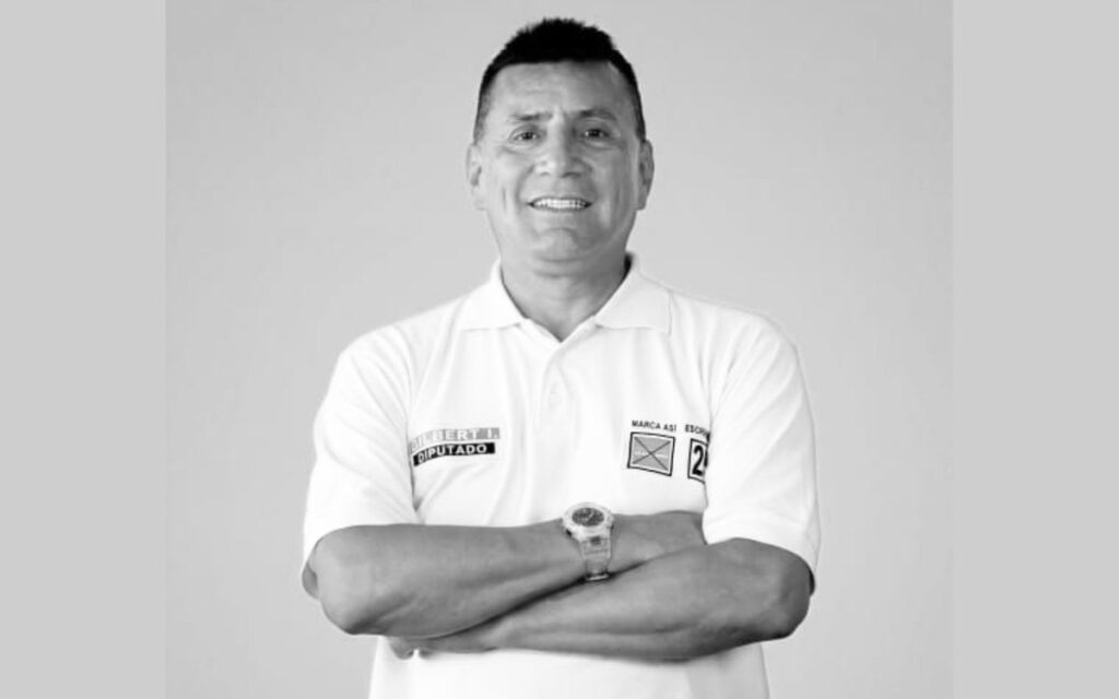 Candidato a diputado en Perú asesinado a ladrillazos en plena calle