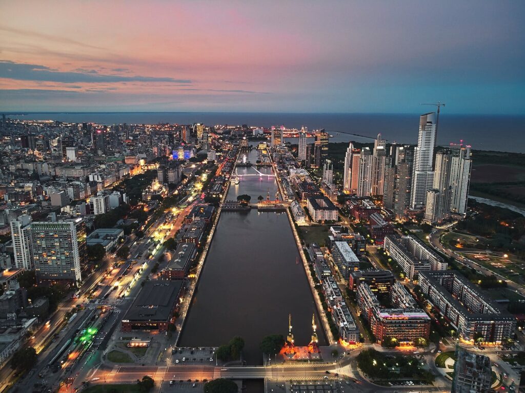 Ocho ciudades de Latinoamérica destacan entre las mejores del mundo en 2026