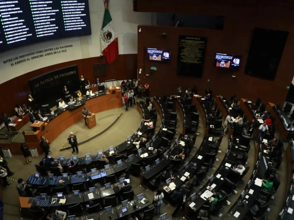 Senado define hoy el futuro del plan B electoral