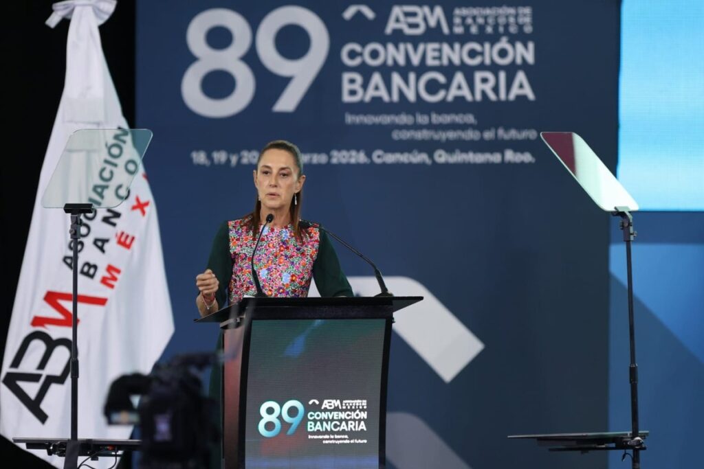 Sheinbaum propone colaboración con banqueros en temas comunes