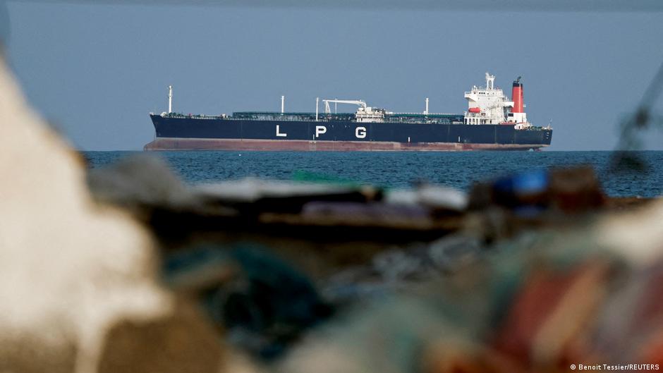 Estados Unidos cierra accesos a puertos de Irán