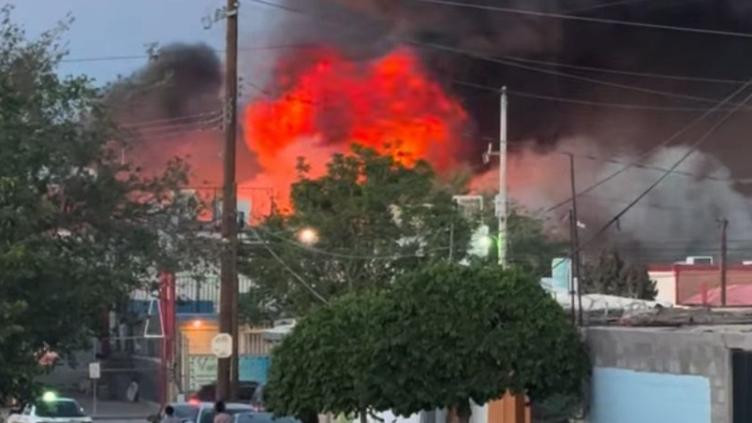 Incendio Desata Emergencia en el Eje Vial