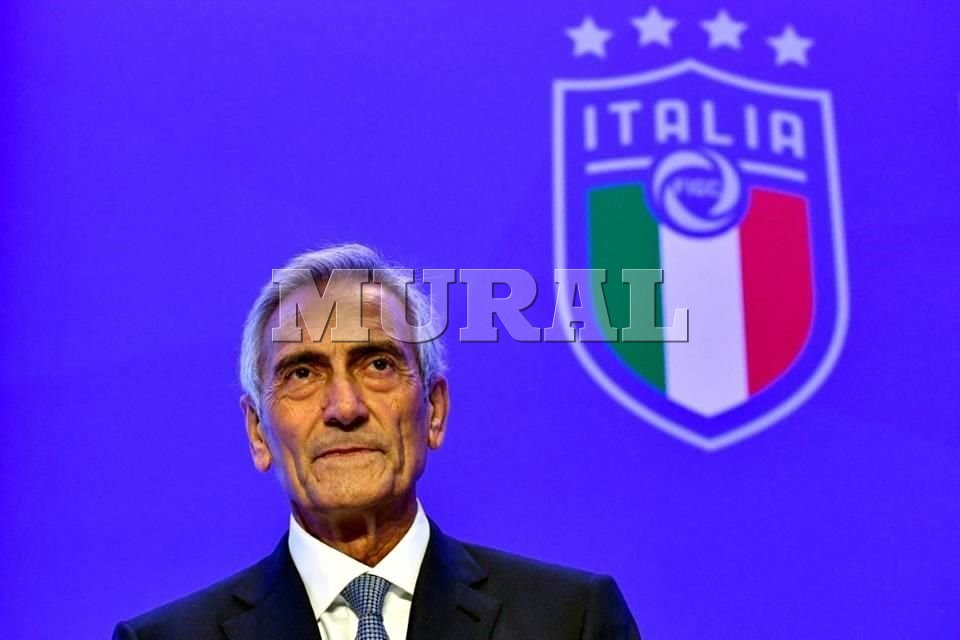 Ministro de Deportes solicita renuncia del presidente del fútbol