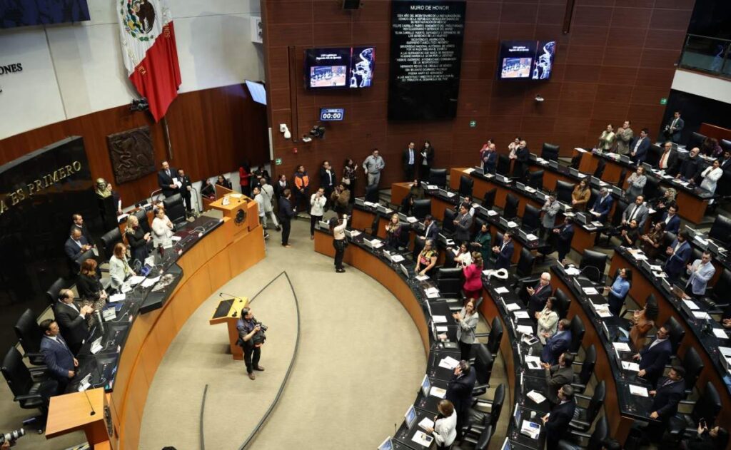 Senado aprueba reforma para eliminar pensiones excesivas; Morena refuerza su compromiso con la austeridad