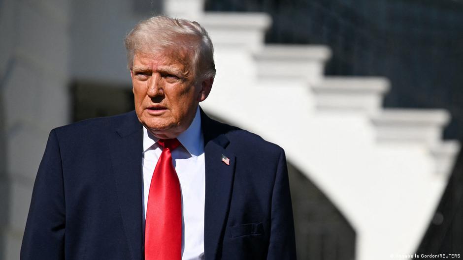 Trump impulsa medida radical en el estrecho de Ormuz