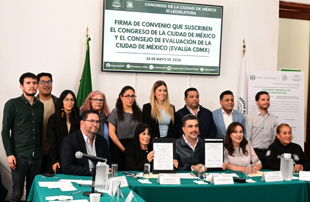 Colaboración EVALÚA en Congreso CDMX
