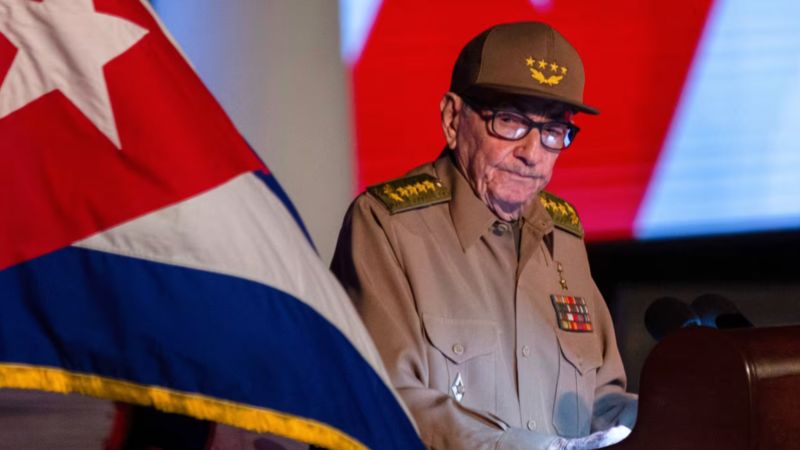 Derribo de Aviones con Americanos: El Controversial Caso de Raúl Castro