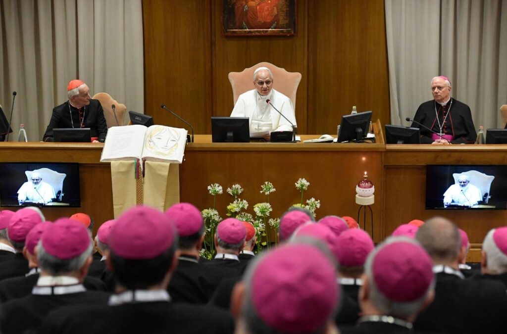 La Iglesia: Fuerza en la Sencillez, No en los Números