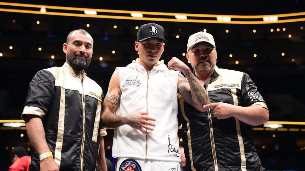 Piolín sigue invicto y noquea en el tercer round