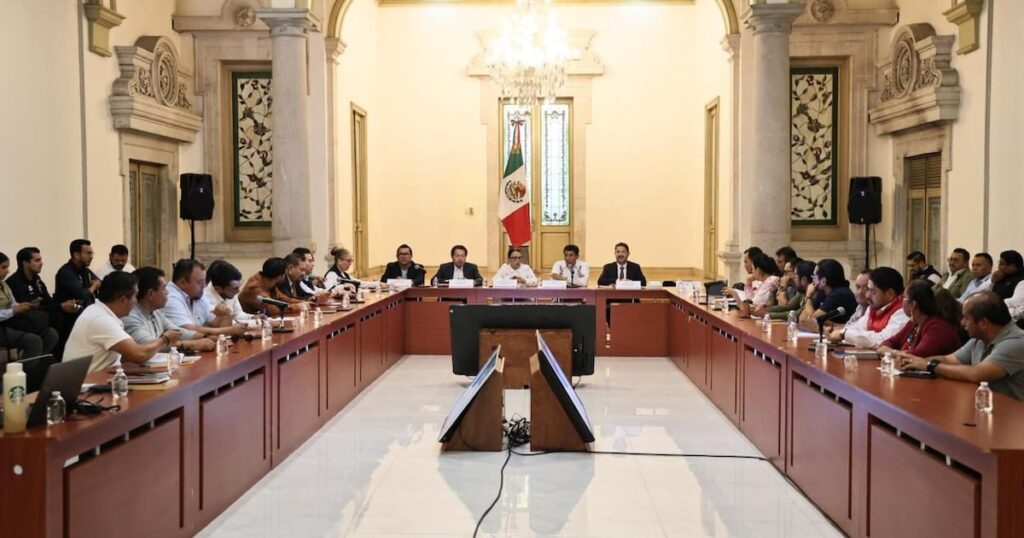 Reunión clave entre Gobierno de México y la CNTE