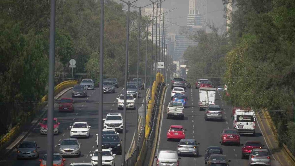 Hoy no circula 10 de julio de 2026: Autos que descansan en CDMX y Edomex