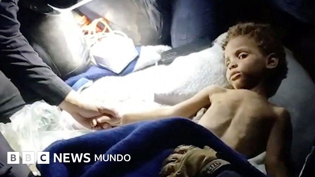 Milagroso rescate de un niño tras seis días en el desastre de Venezuela