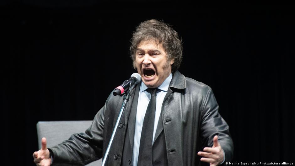 Milei lleva su lucha política al exterior