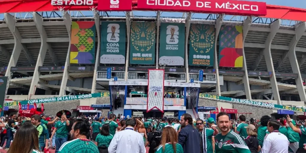 Precios de boletos para México vs Inglaterra superan 54 salarios mínimos