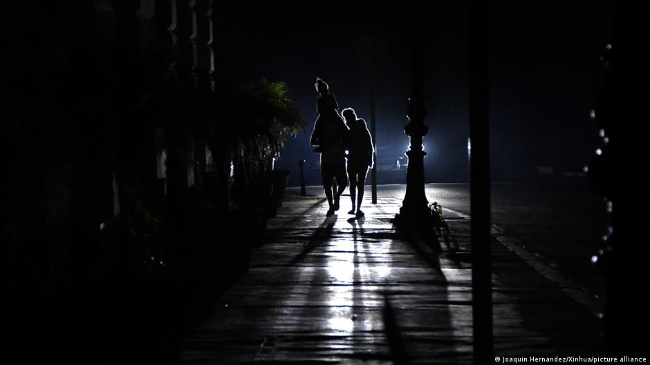 Recuperación eléctrica en Cuba se ralentiza tras apagón masivo