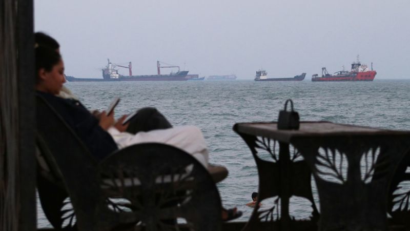 Trump propone tarifa del 20% por protección en el Estrecho de Ormuz