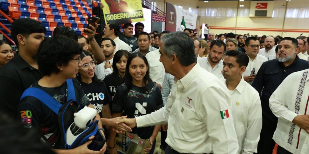 Américo prioriza a la juventud en nuevas políticas públicas nacionales