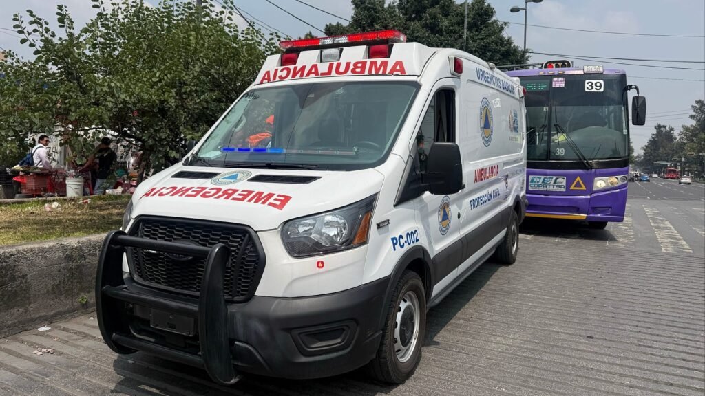 Camión de Transporte Público Atropella a Mujer en Buenavista, CDMX