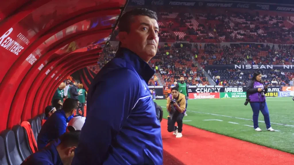 Chepo de la Torre critica la falta de un mercado en el fútbol mexicano