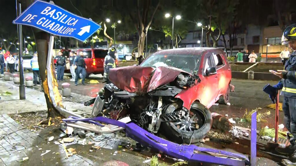 Choque Impactante en Calzada de Guadalupe Deja Cuatro Jóvenes Heridos