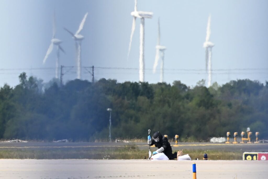 Dron bomba desactivado junto a avión ucraniano en aeropuerto de Leipzig