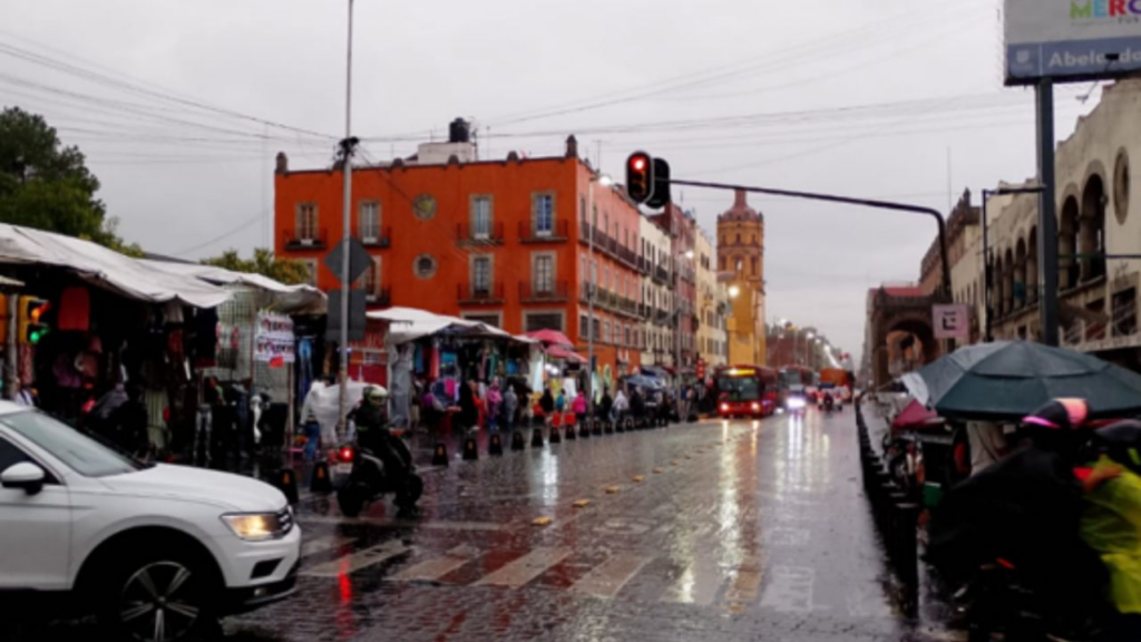 Lluvias Impactan 10 Alcaldías y Se Activan Alertas en la CDMX
