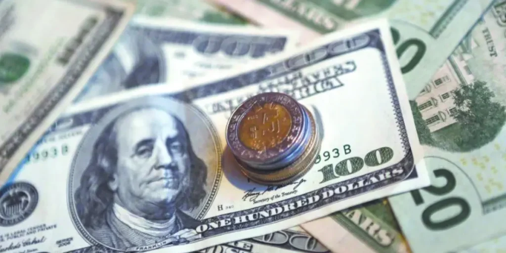 Peso mexicano mantiene estabilidad ante el dólar en semana clave de datos