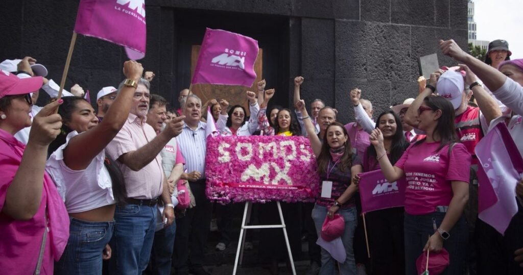 Denuncian campaña anticipada de funcionarios en CDMX según Somos MX