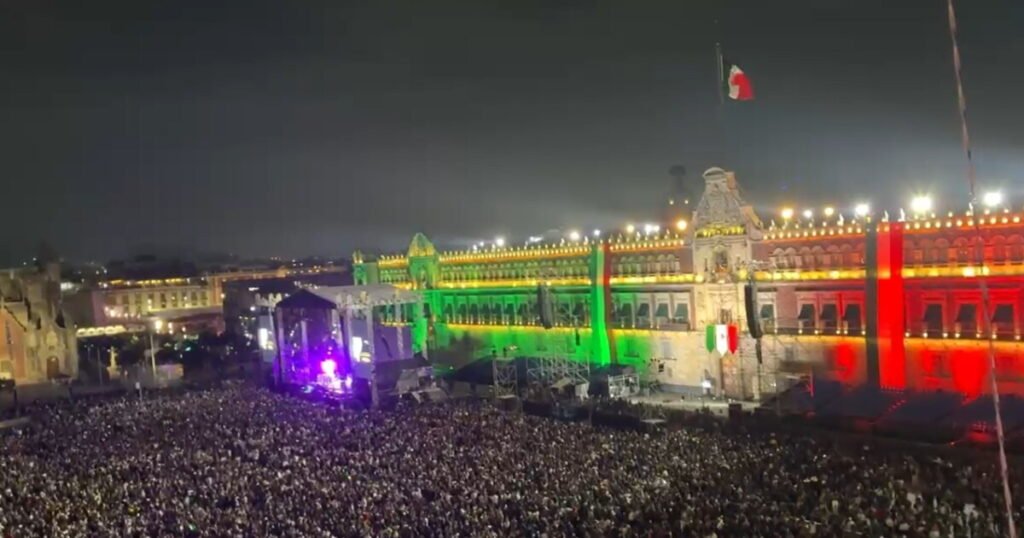 Celebración del Grito de Independencia en CDMX el 15 de septiembre en Vivo
