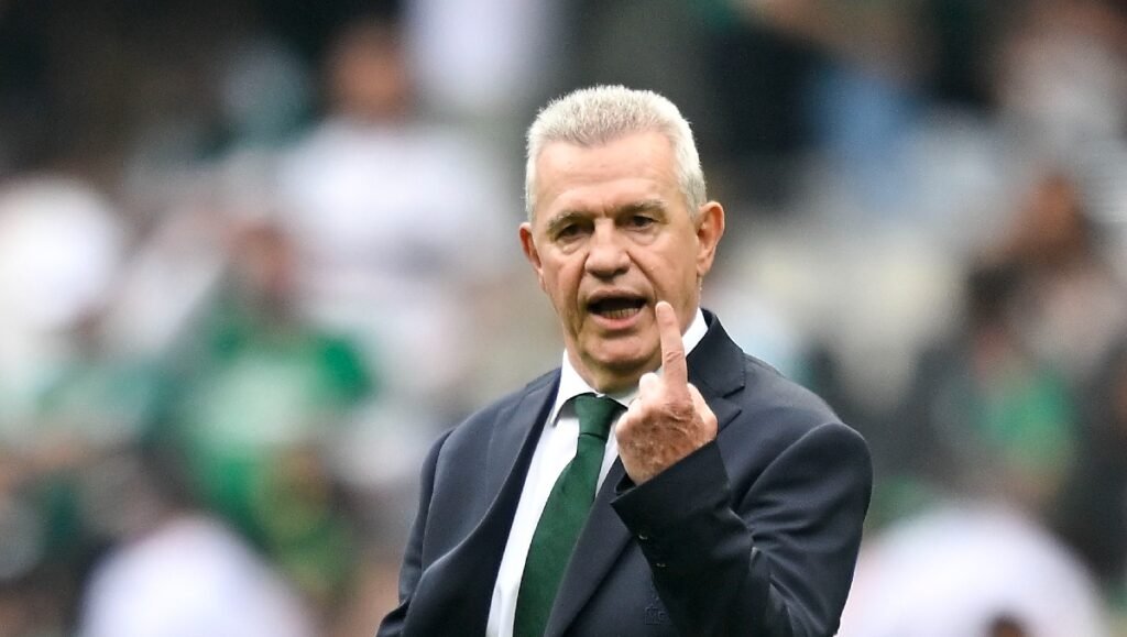 Valencia ficha a Javier Aguirre como nuevo director técnico