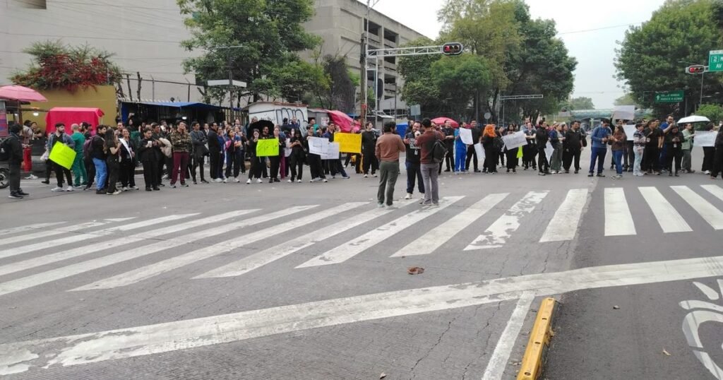 Médicos protestan por casos de intoxicación por salmonela en la región