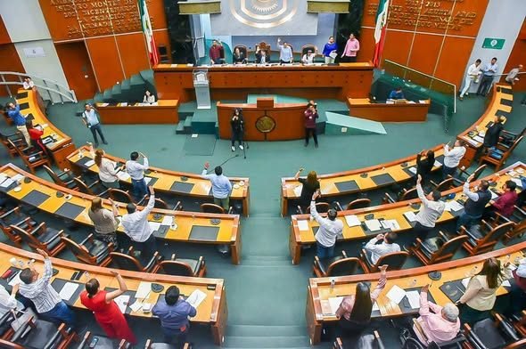 Falsifican firmas de diputados en Guerrero por 20 millones de pesos