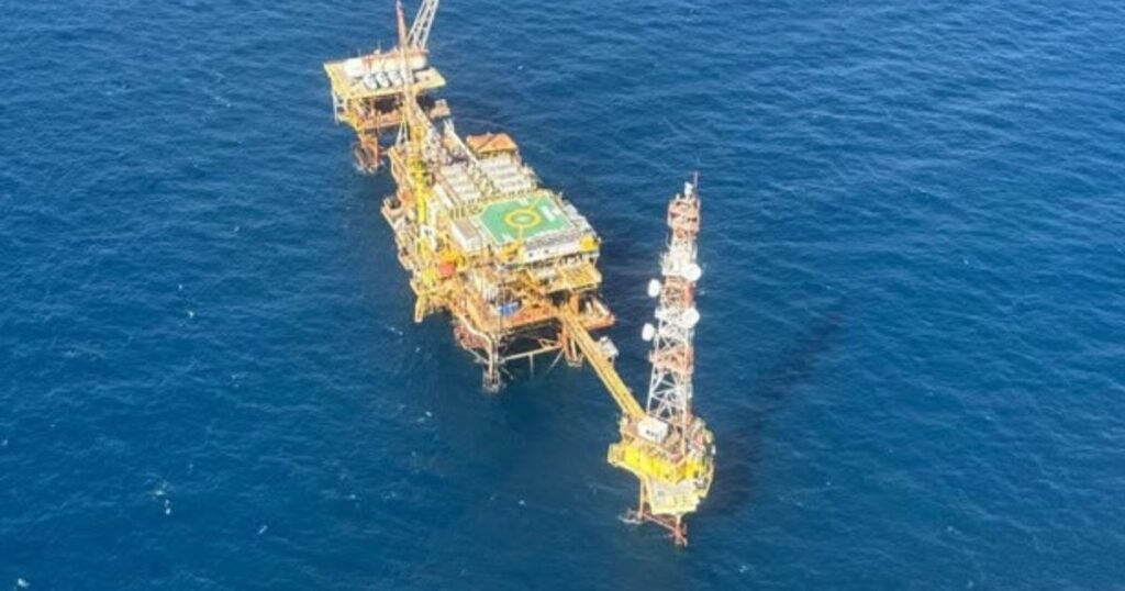 Pemex alcanza 70% de avance en reparación del ducto de Ek-Balam