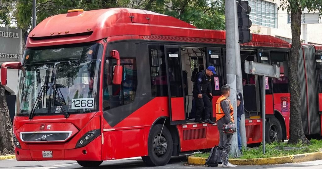 Transporte público revela horarios para el 16 de septiembre