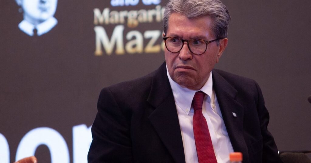 Monreal expresa dudas sobre la comisión contra injerencia digital