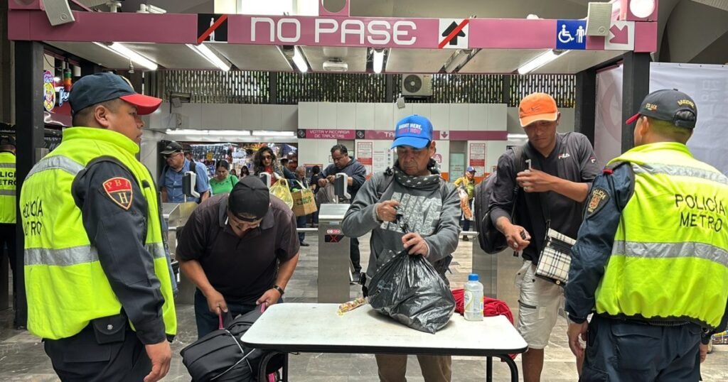 Retienen 548 kilos de pirotecnia en ingreso al Metro