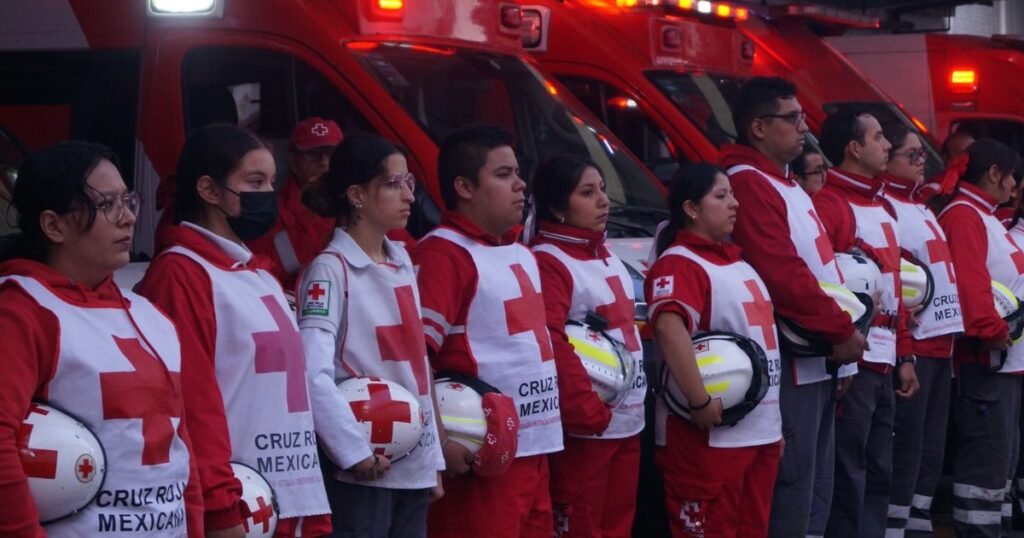 Cruz Roja Mexicana rinde homenaje a víctimas de sismos en ceremonia solemne