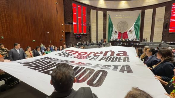 Diputados aprueban reforma para facilitar la doble nacionalidad