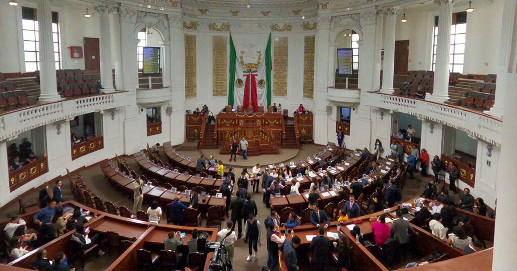 Nueva ley de rentas en CDMX busca transformar contratos de vivienda, según Clara Brugada.